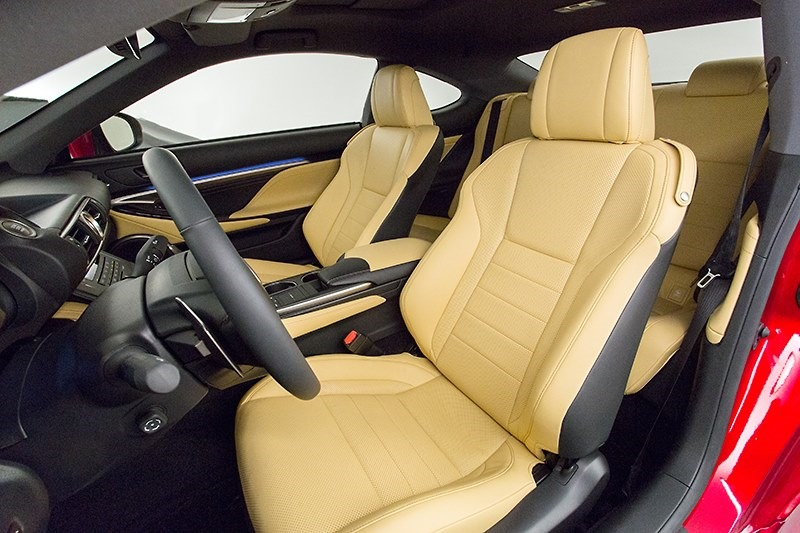 Illustration for article titled New Lexus RC photos emerge